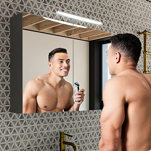 Artforma Spiegelschrank Bad mit Lumen Spiegelleuchte, Badlampe (70 x 60 x 17 cm) | Anthracit | Badschrank | Beleuchtet Badezimmerschrank | Stauraum und Steckdose in Weiß