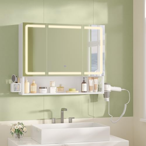 FORABAMB Spiegelschrank Bad mit LED-Beleuchtung & Steckdose 80 cm Breit, Badezimmerschrank mit 3 Türen, Verstellbarem Regal, 3 Farbtemperatur dimmbare, Badezimmer Spiegelschrank, 80×16×70 cm, Weiß