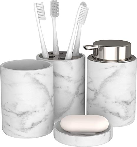 bonVIVO Badezimmer Set 4 TLG. mit Zahnputzbecher, Zahnbürstenhalter, Seifenschale und Seifenspender - Bad Zubehör Set mit edlen Accessoires in Marmor-Optik (Weiß mit Silver)